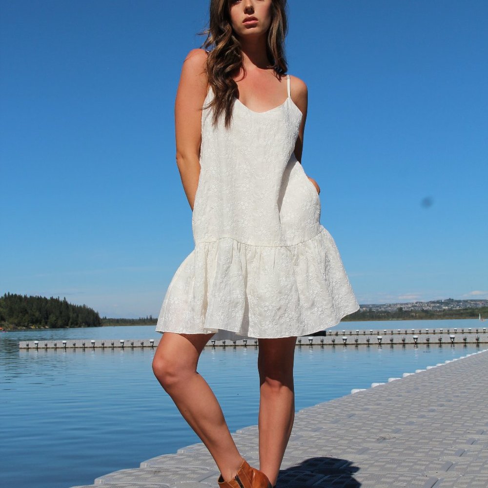 Linen Floral Embroidery Dress